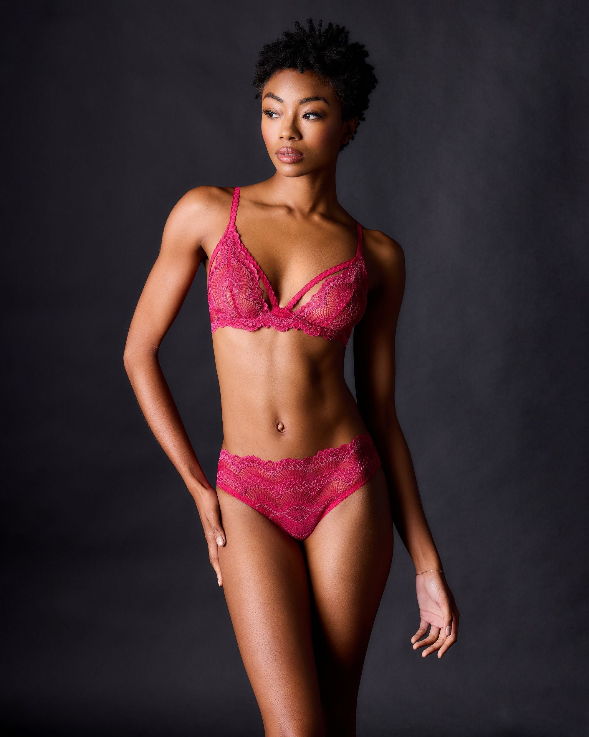 https://s7d2.scene7.com/is/image/Journelle/111806-80-b?wid=2500&fit=constrain