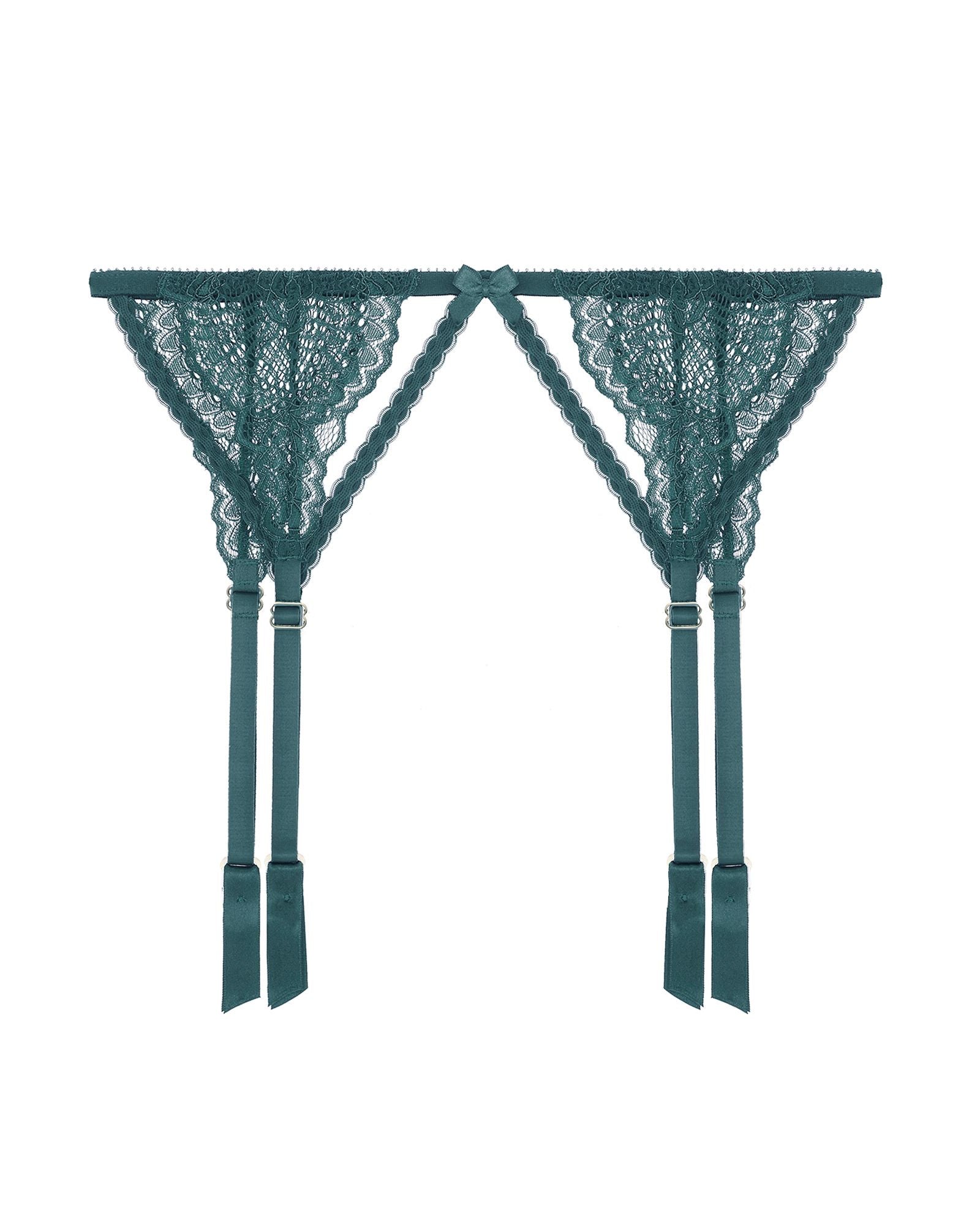https://s7d2.scene7.com/is/image/Journelle/111821-1217-z?wid=2500&fit=constrain