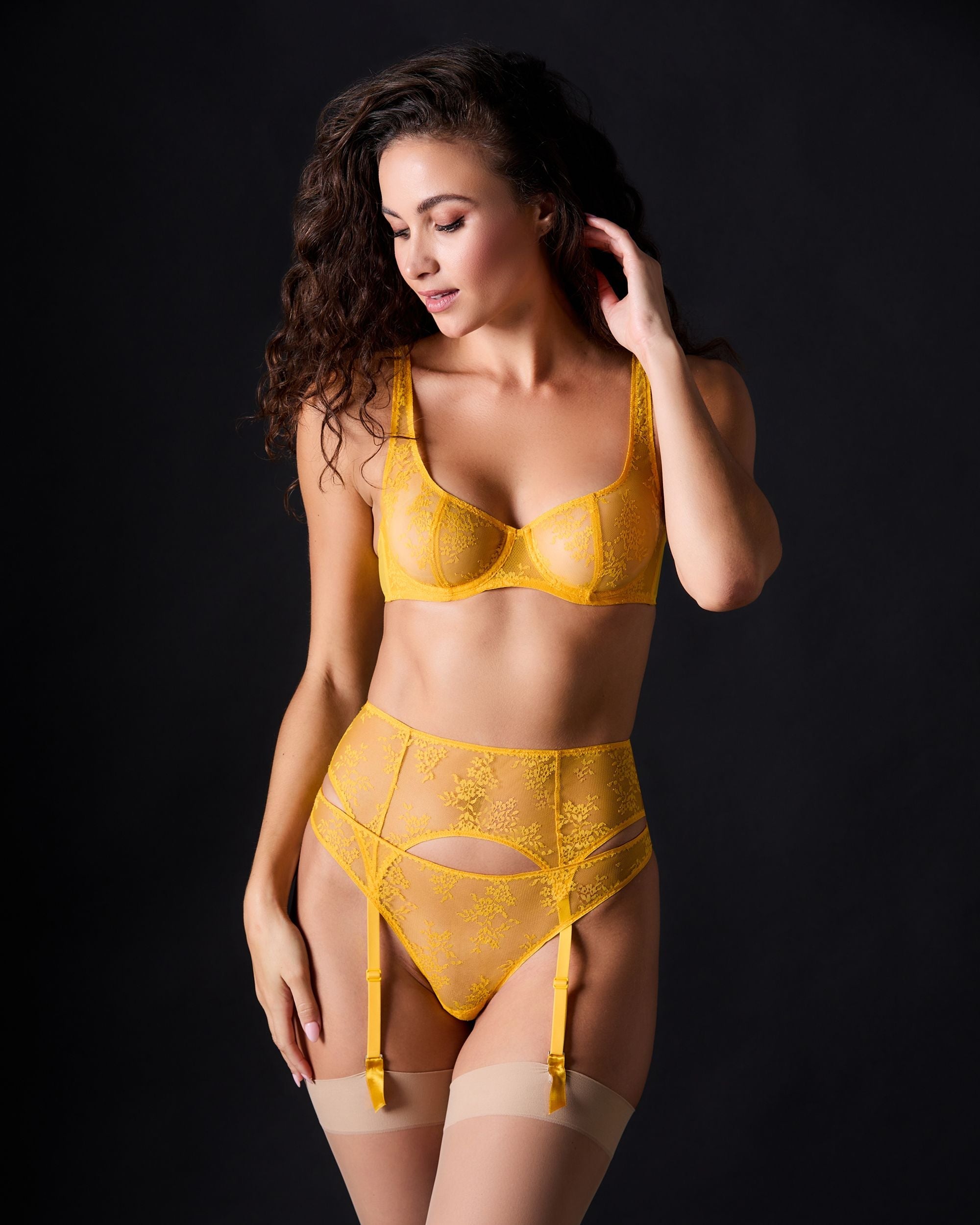 https://s7d2.scene7.com/is/image/Journelle/115299-3704-b?wid=2500&fit=constrain