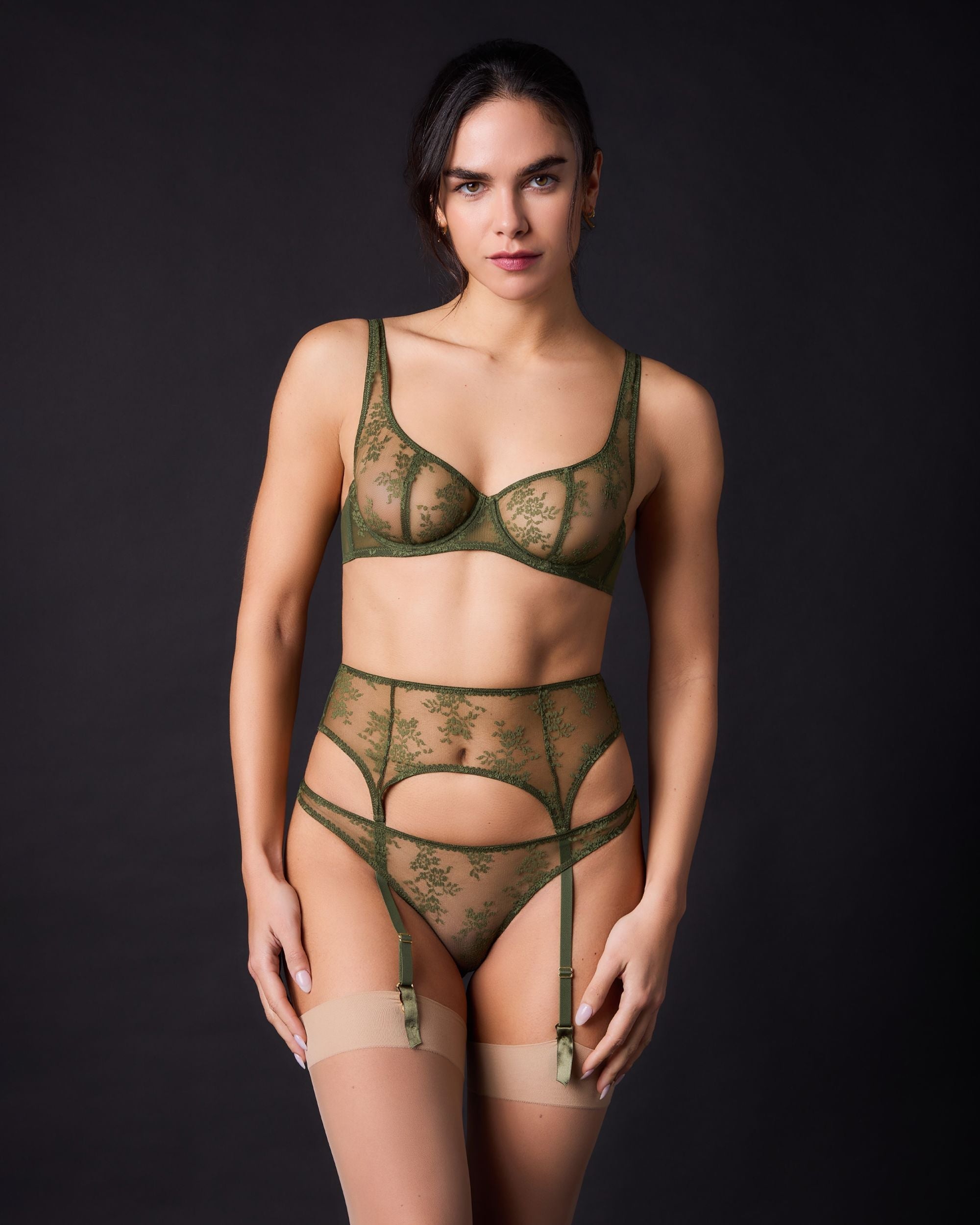 https://s7d2.scene7.com/is/image/Journelle/115299-3833-b?wid=2500&fit=constrain
