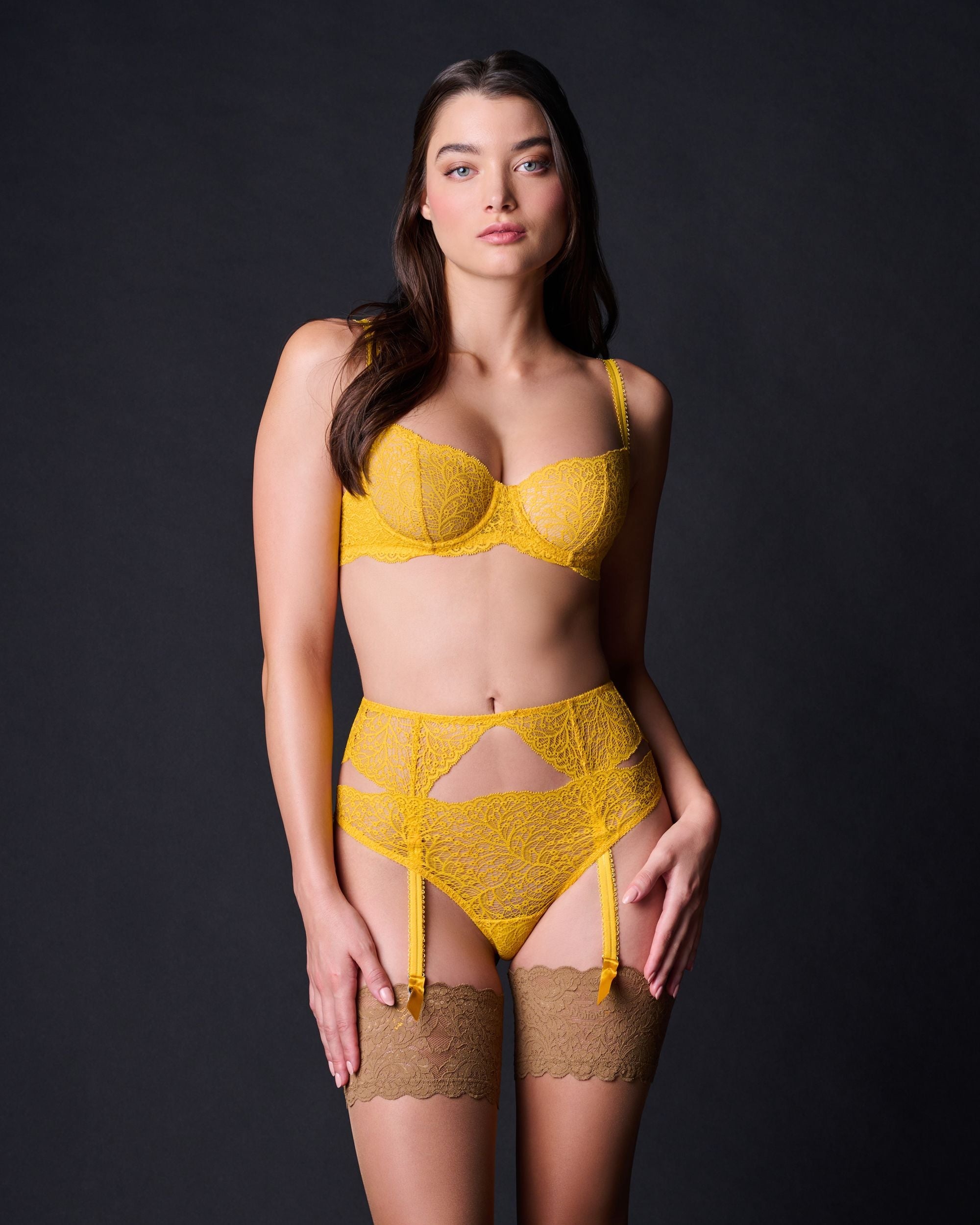 https://s7d2.scene7.com/is/image/Journelle/120499-3704-b?wid=2500&fit=constrain