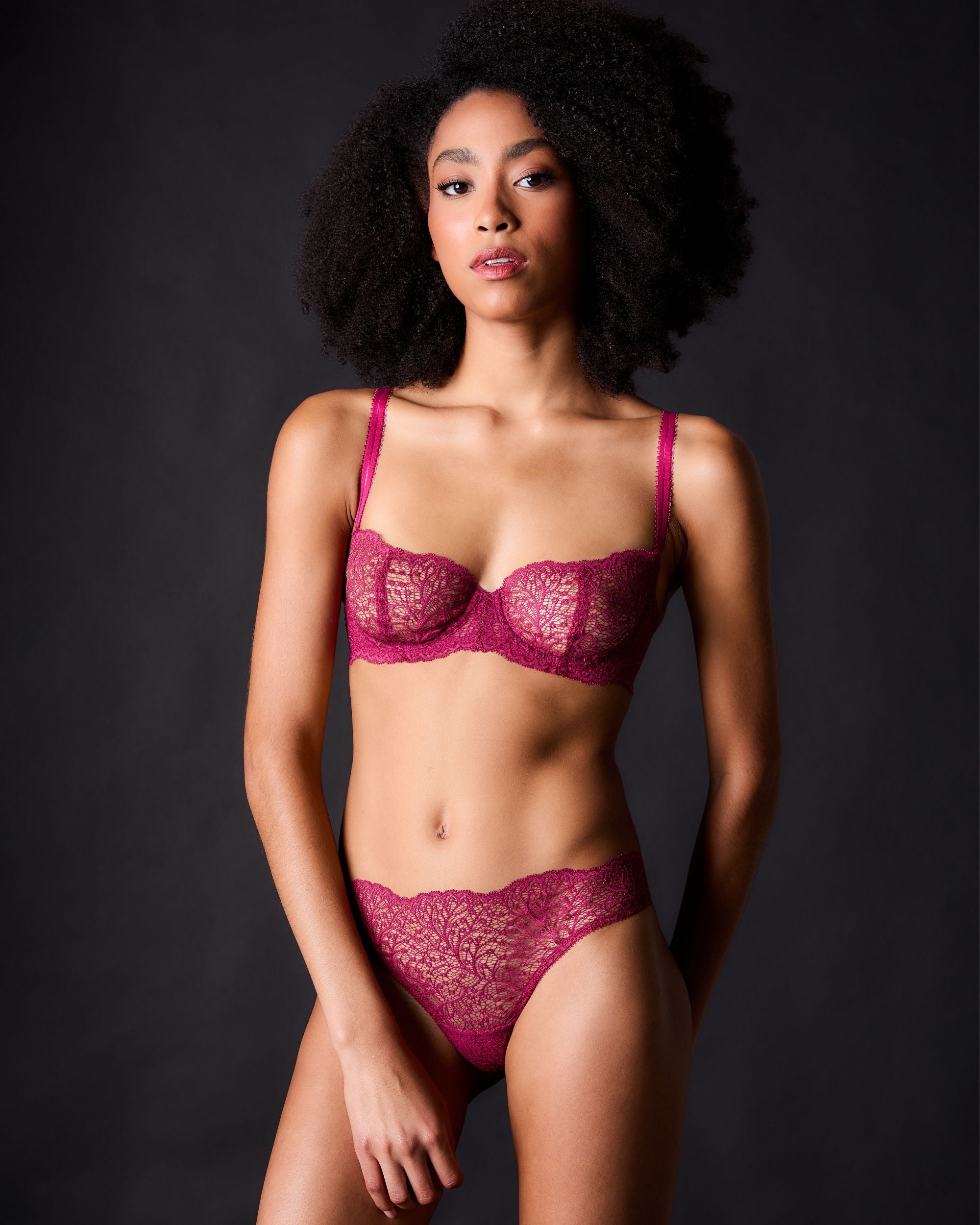 https://s7d2.scene7.com/is/image/Journelle/120540-3840-c?wid=2500&fit=constrain