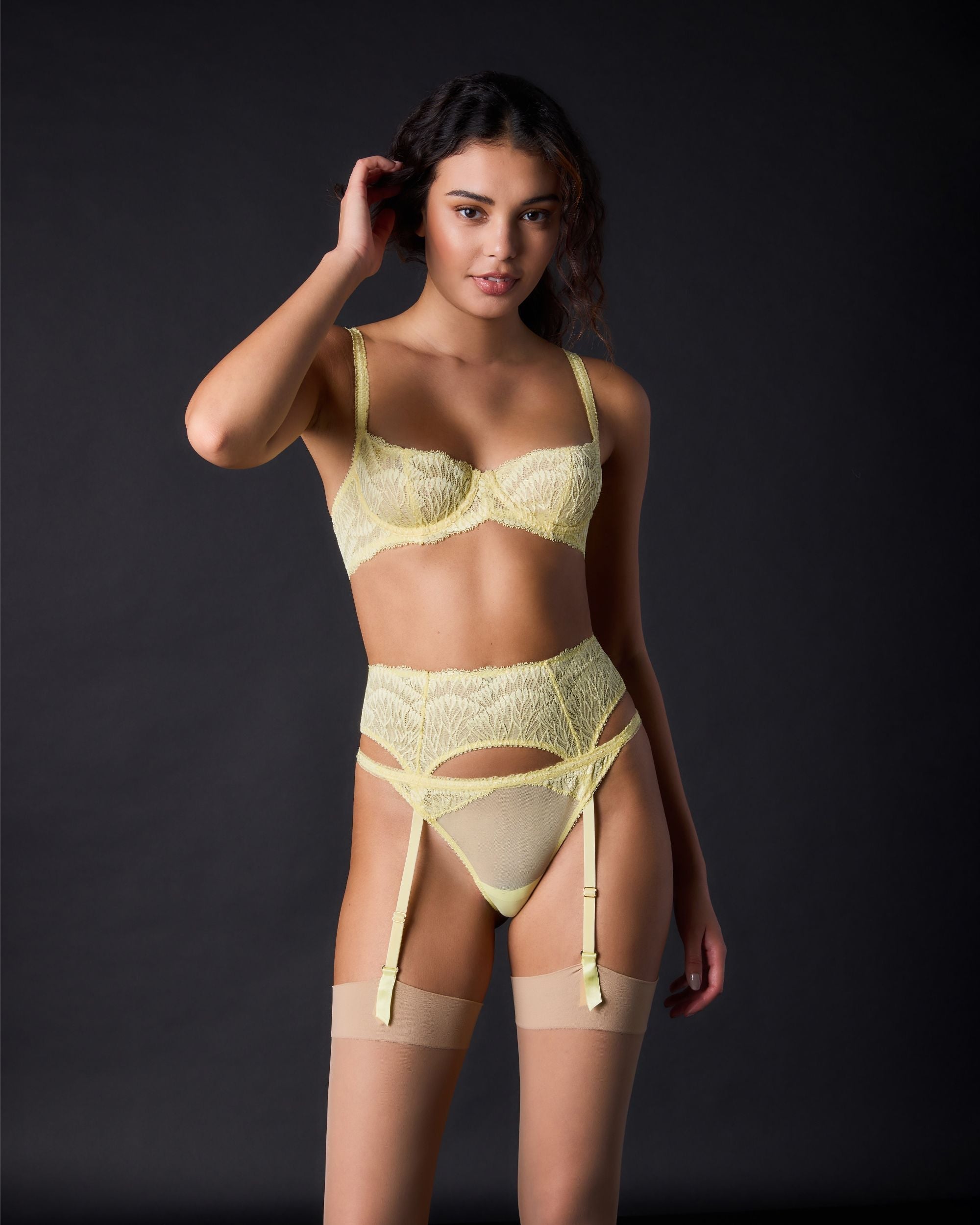 https://s7d2.scene7.com/is/image/Journelle/137361-3823-b?wid=2500&fit=constrain