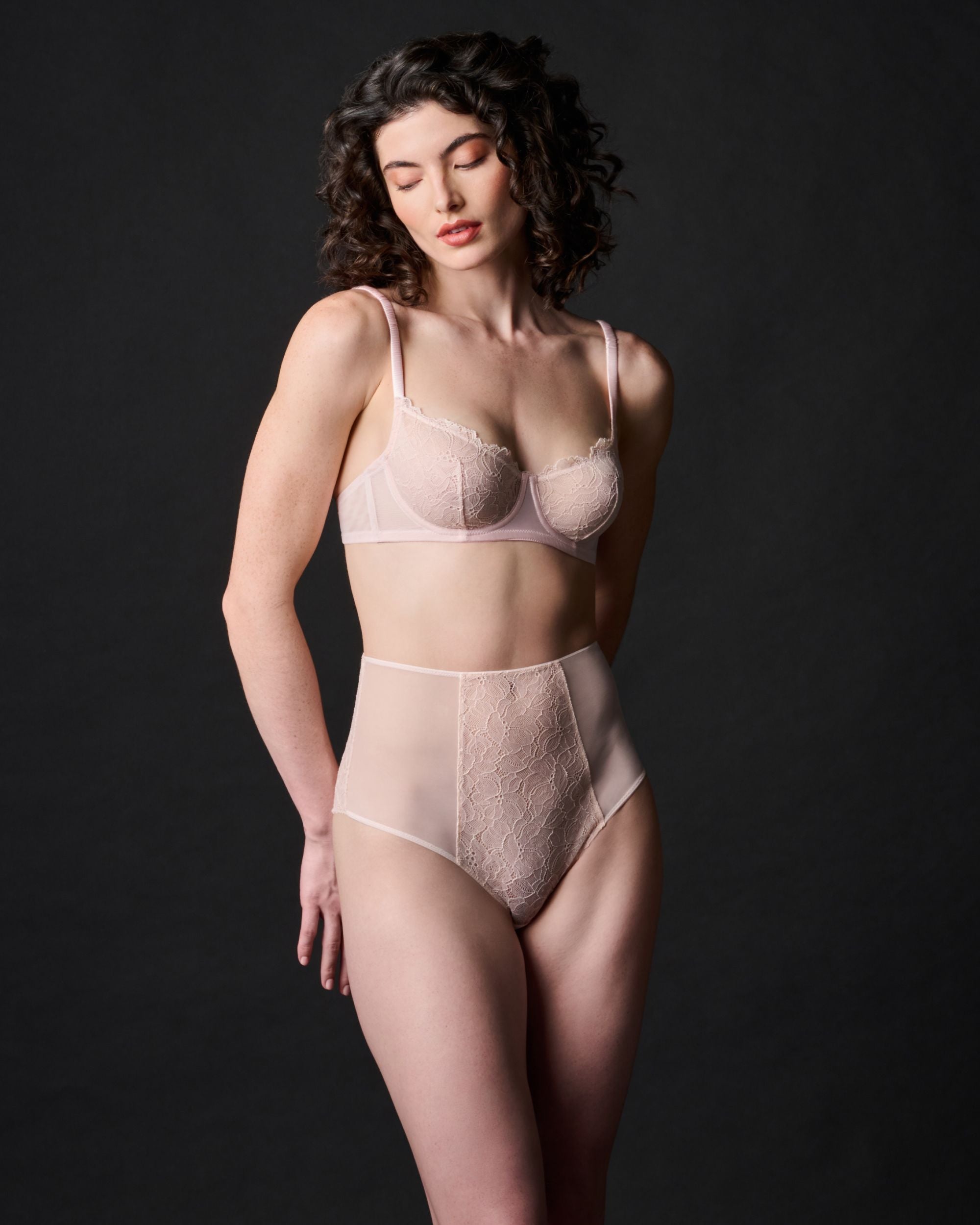 https://s7d2.scene7.com/is/image/Journelle/137480-2840-c?wid=2500&fit=constrain