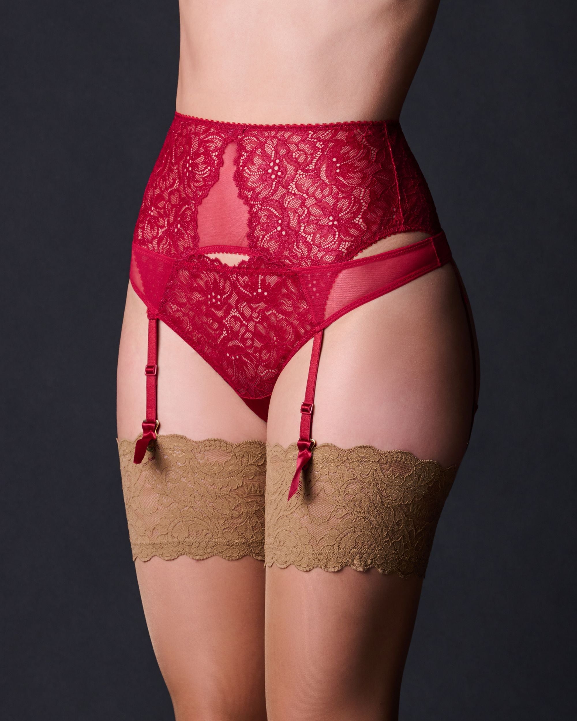https://s7d2.scene7.com/is/image/Journelle/137498-1051-a?wid=2500&fit=constrain