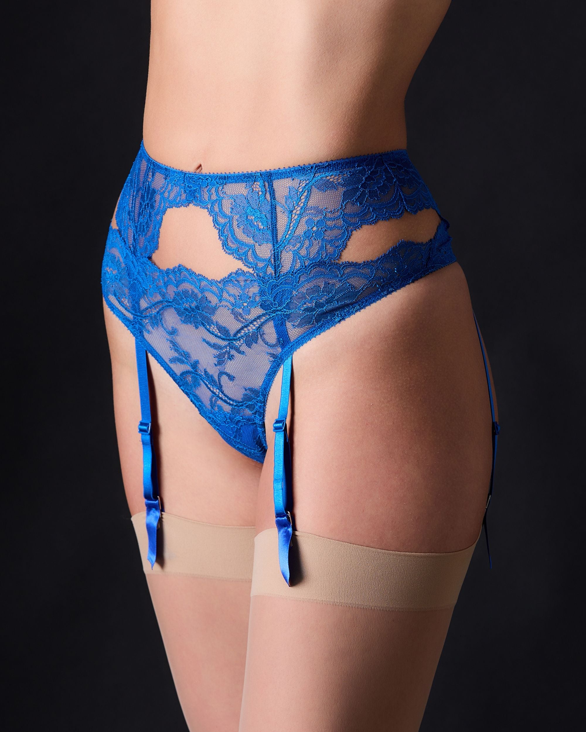 https://s7d2.scene7.com/is/image/Journelle/142015-1453-a?wid=2500&fit=constrain