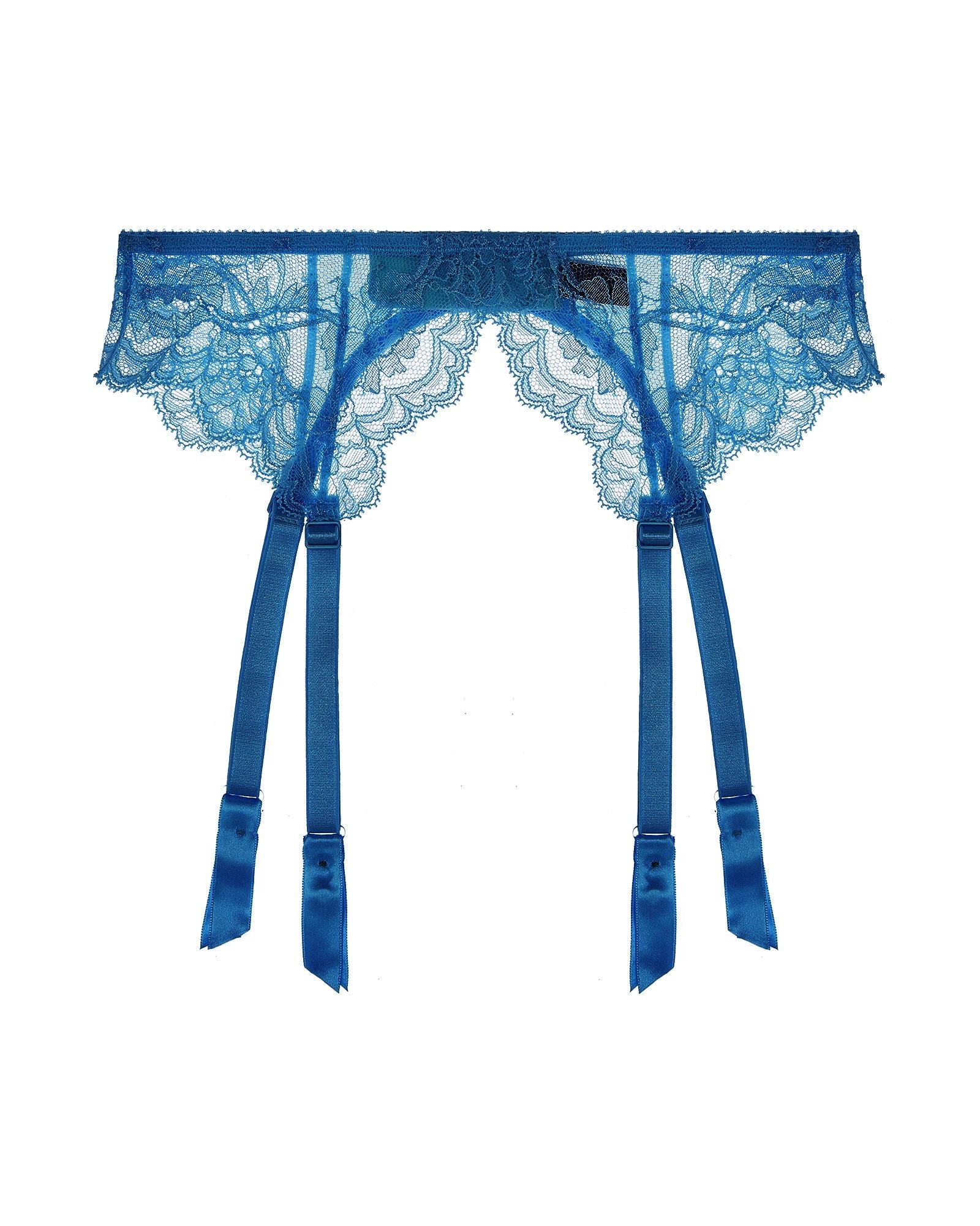 https://s7d2.scene7.com/is/image/Journelle/142015-1453-z?wid=2500&fit=constrain
