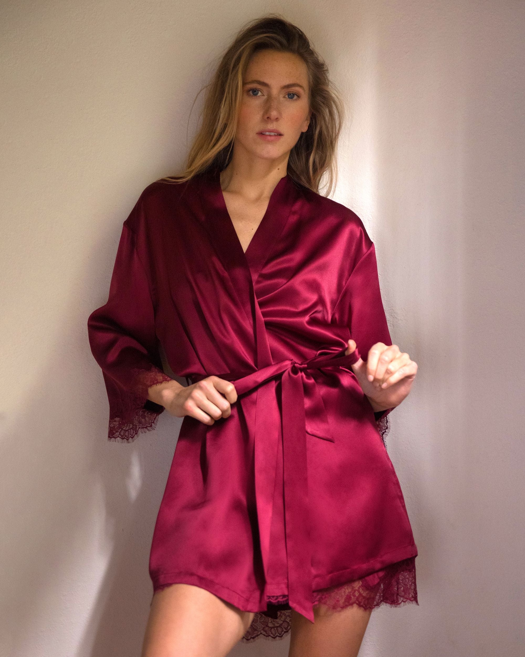 https://s7d2.scene7.com/is/image/Journelle/144359-341-b?wid=2500&fit=constrain