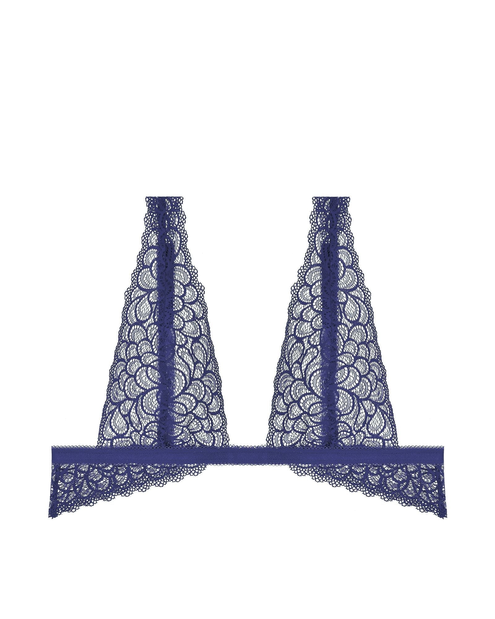 https://s7d2.scene7.com/is/image/Journelle/144572-1040-z?wid=2500&fit=constrain
