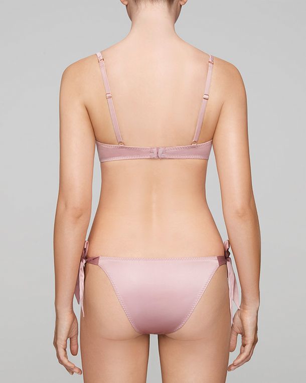 https://s7d2.scene7.com/is/image/Journelle/151763-3394-b?wid=2500&fit=constrain