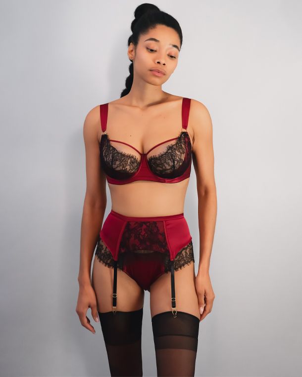 https://s7d2.scene7.com/is/image/Journelle/155945-201-a?wid=2500&fit=constrain