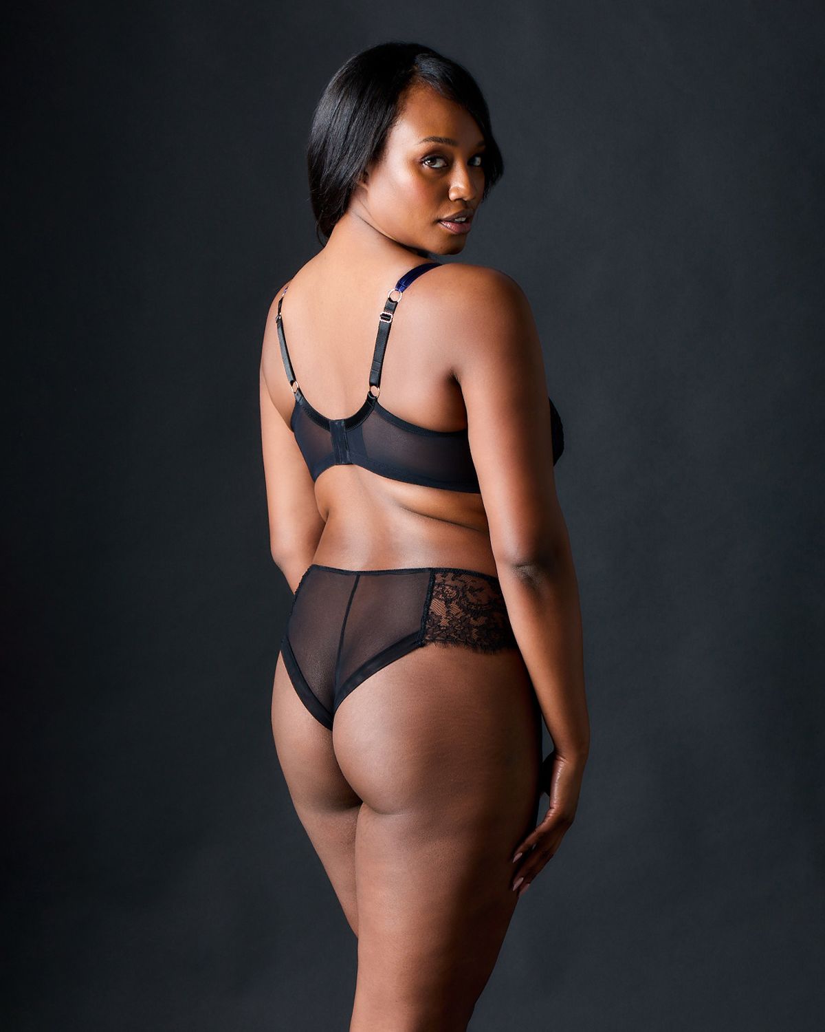 https://s7d2.scene7.com/is/image/Journelle/155966-1034-e?wid=2500&fit=constrain