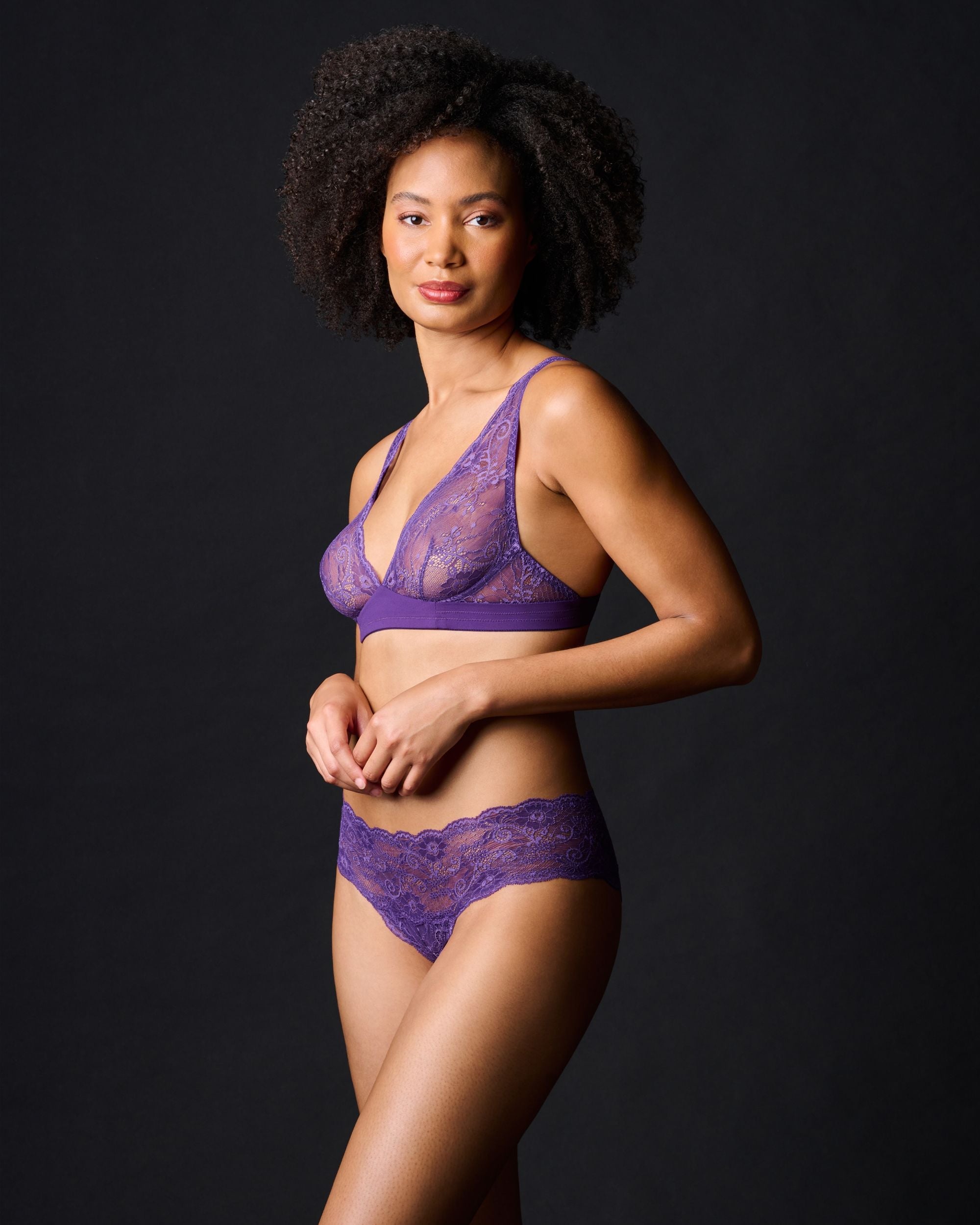 https://s7d2.scene7.com/is/image/Journelle/157480-480-c?wid=2500&fit=constrain