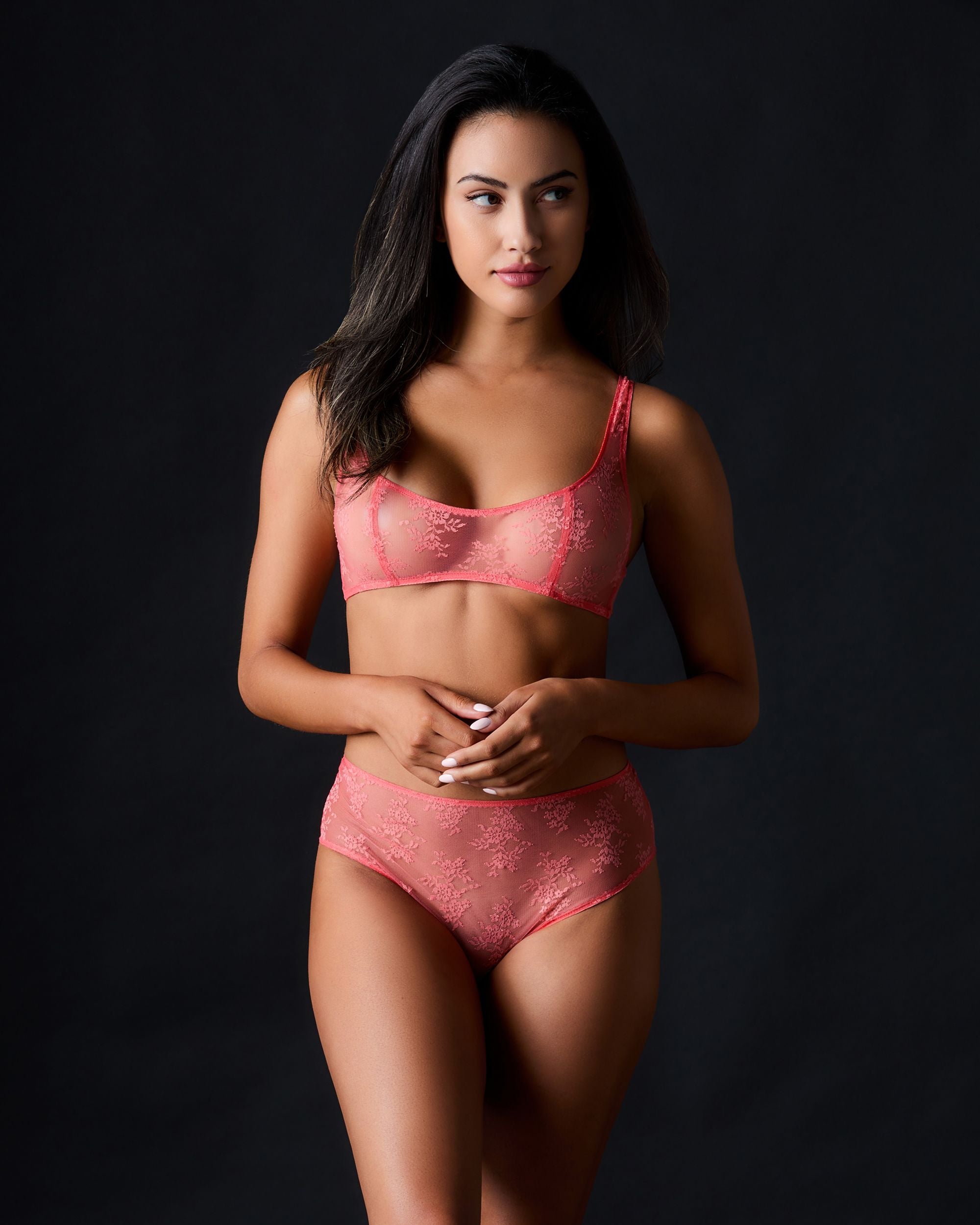 https://s7d2.scene7.com/is/image/Journelle/157663-1360-c?wid=2500&fit=constrain