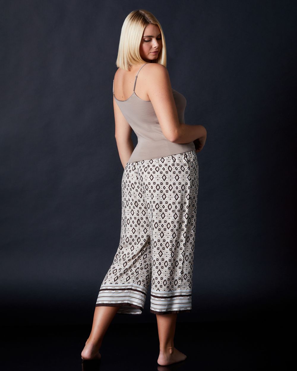 Favourites Cropped Pant