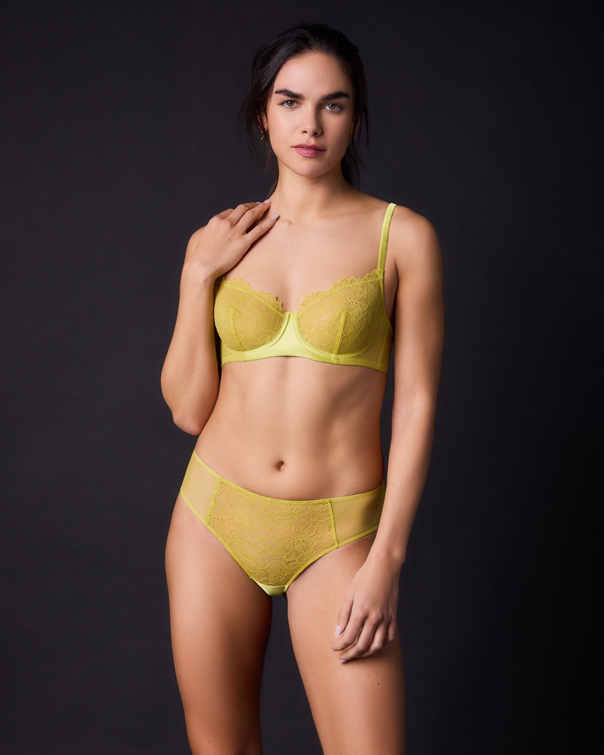 https://s7d2.scene7.com/is/image/Journelle/163211-440-c?wid=2500&fit=constrain