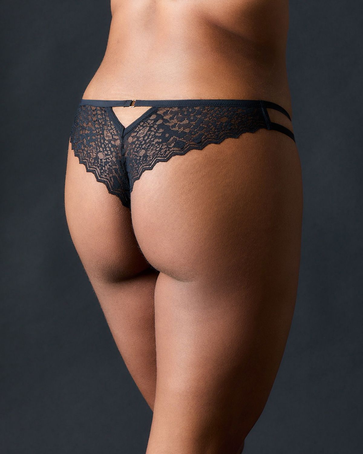 https://s7d2.scene7.com/is/image/Journelle/174518-3-b?wid=2500&fit=constrain