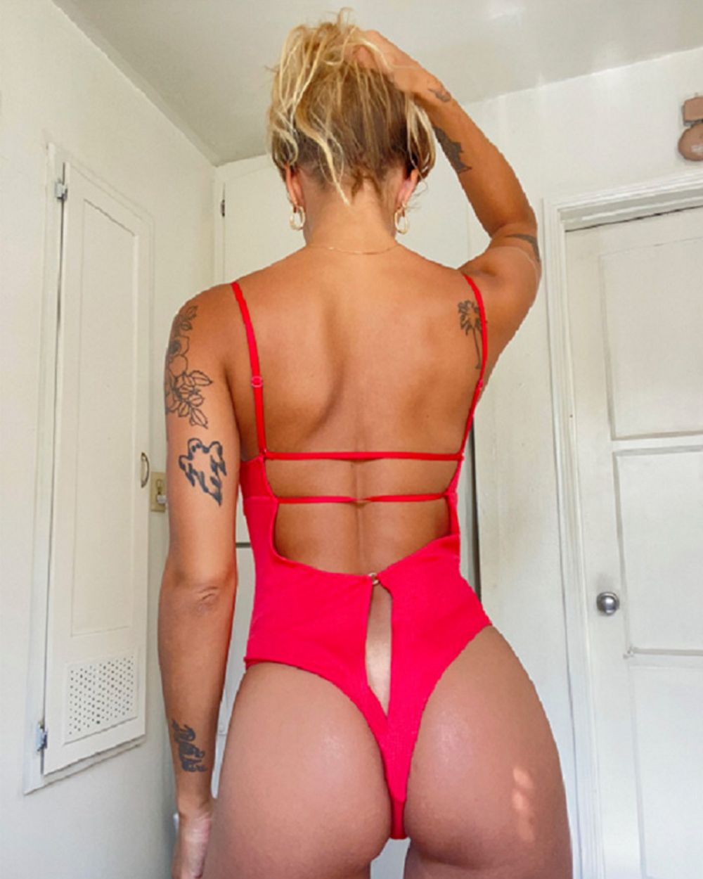 Featherweight Thermal Reddish Annelise Body