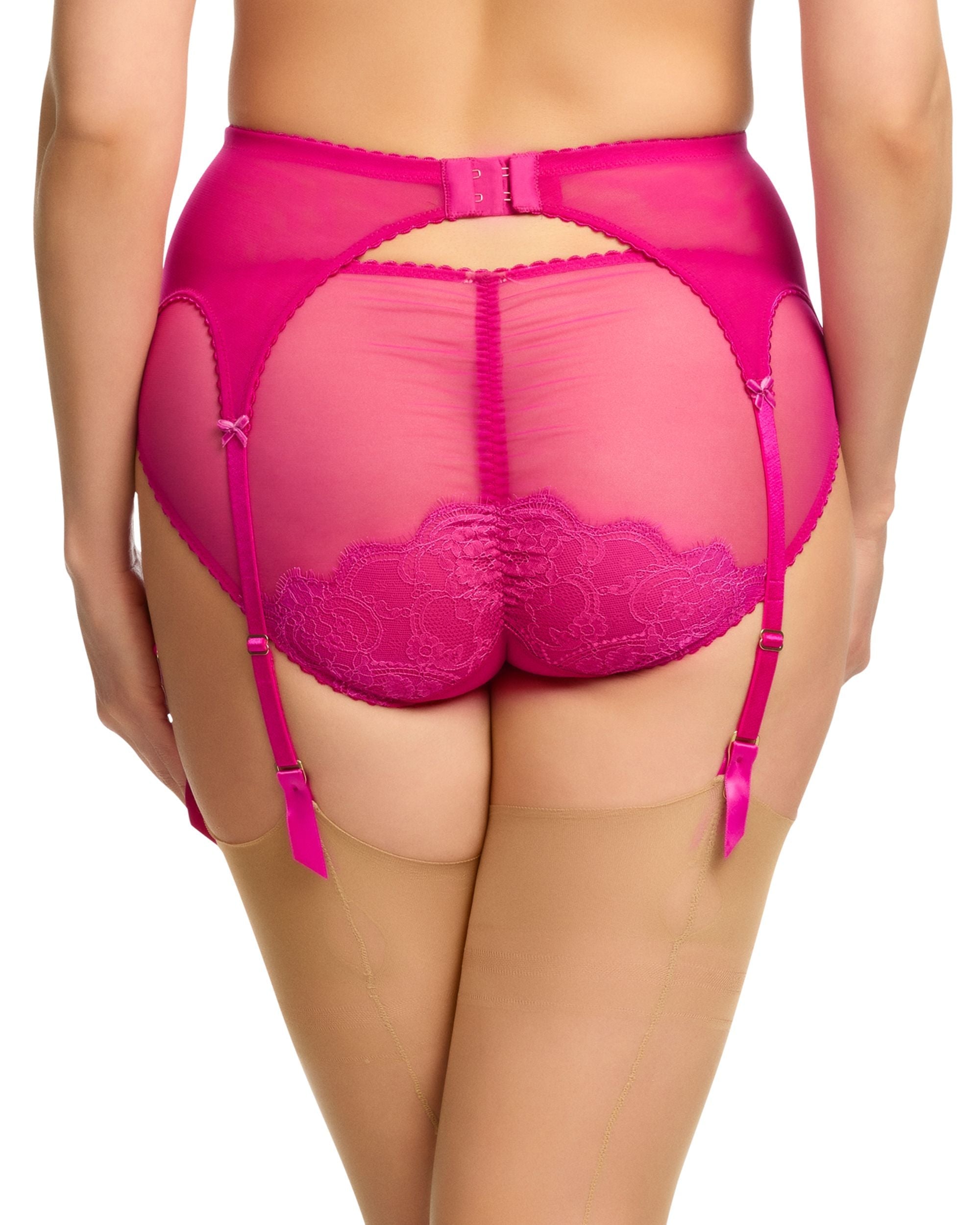 https://s7d2.scene7.com/is/image/Journelle/176573-1126-b?wid=2500&fit=constrain