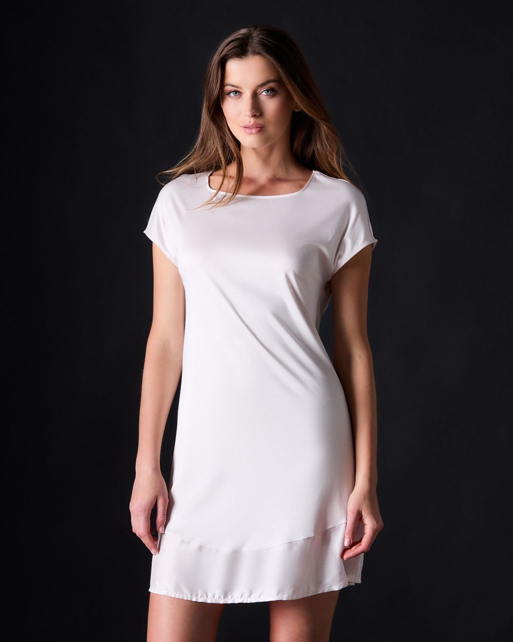 Livia Short Sleeve Gown