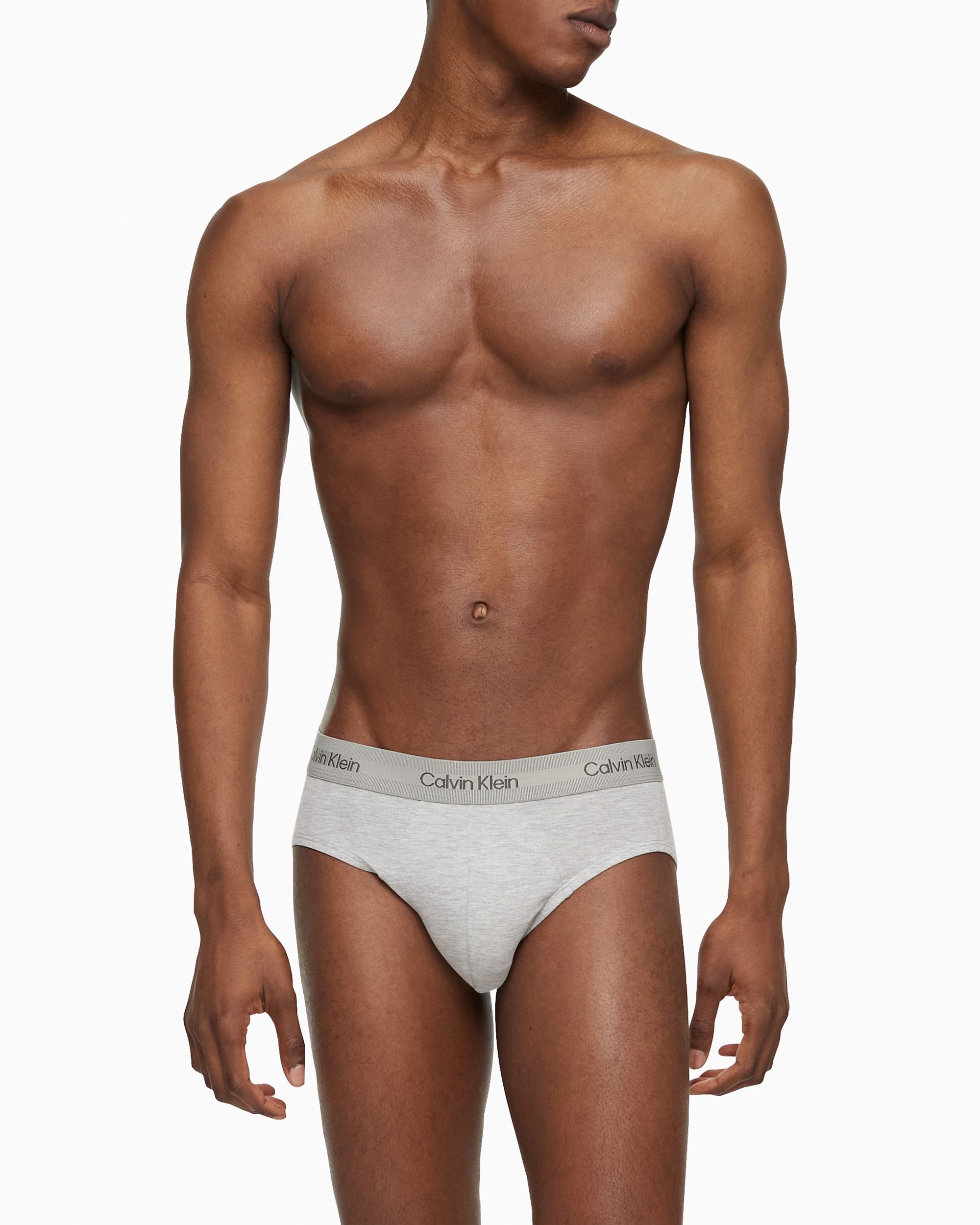 https://s7d2.scene7.com/is/image/Journelle/180103-2004-b?wid=2500&fit=constrain