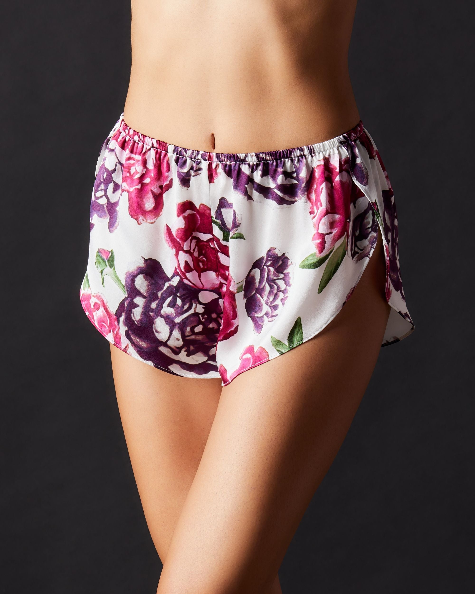 https://s7d2.scene7.com/is/image/Journelle/185979-4225-a?wid=2500&fit=constrain