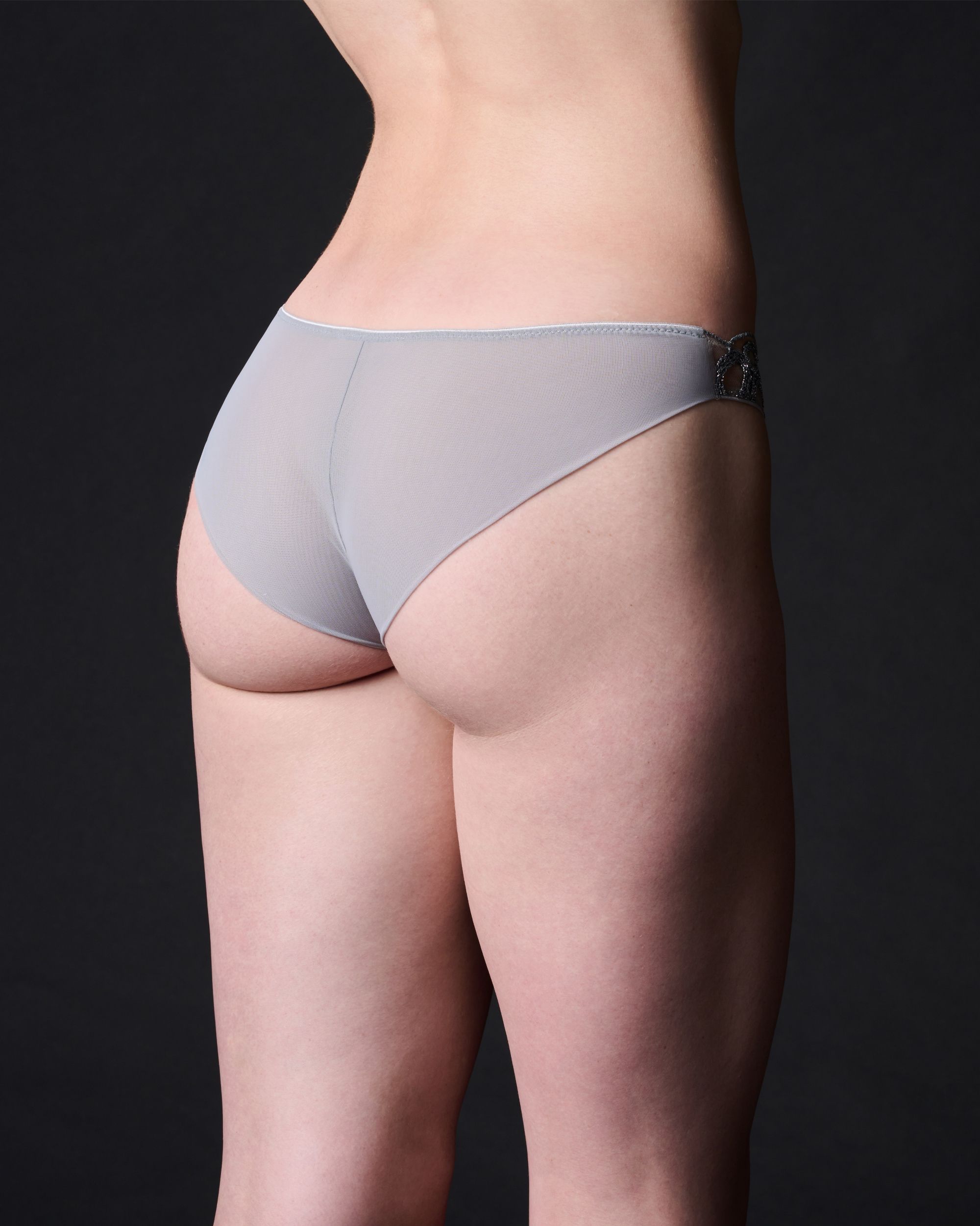 https://s7d2.scene7.com/is/image/Journelle/193749-4352-b?wid=2500&fit=constrain