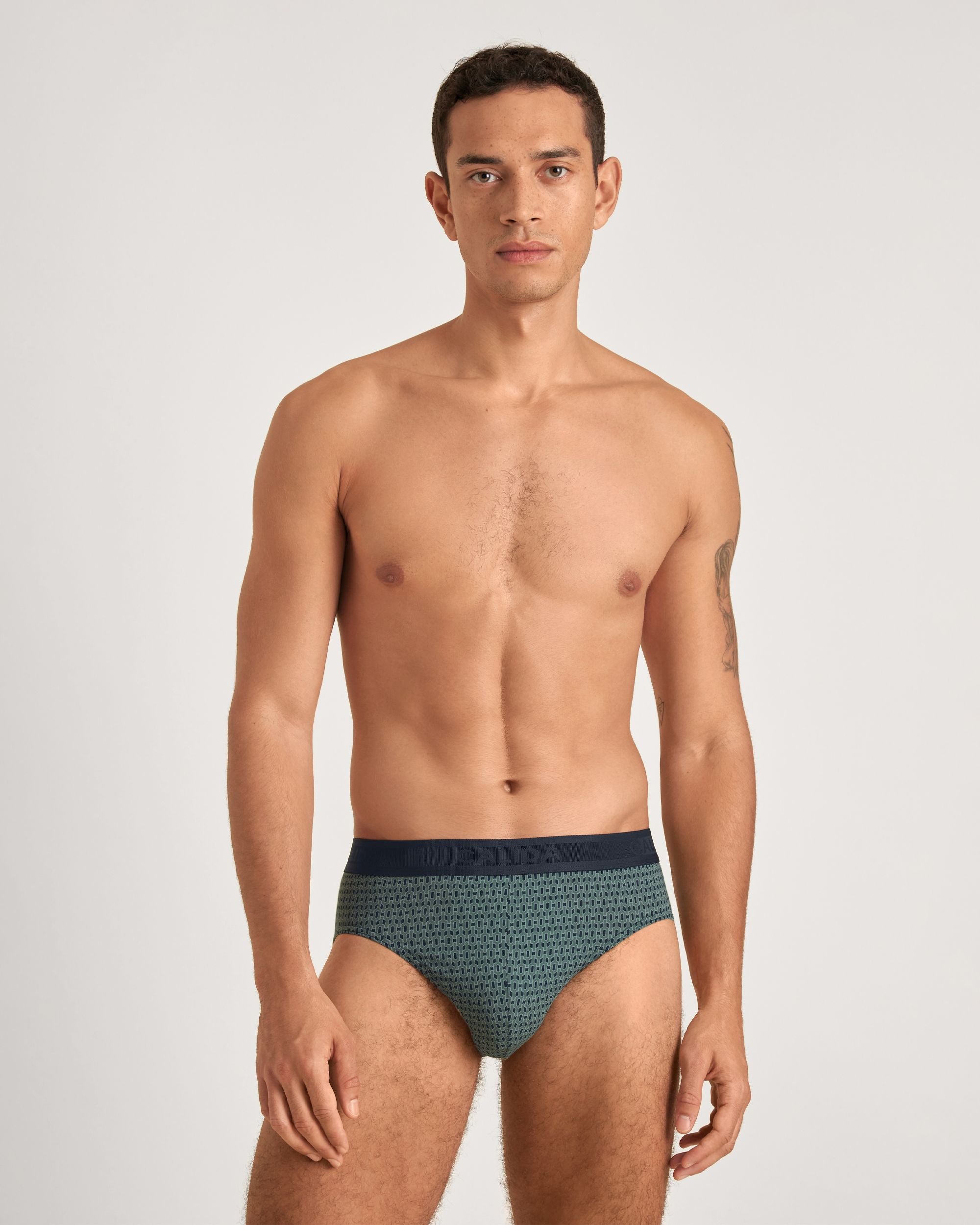 https://s7d2.scene7.com/is/image/Journelle/194296-4333-c?wid=2500&fit=constrain
