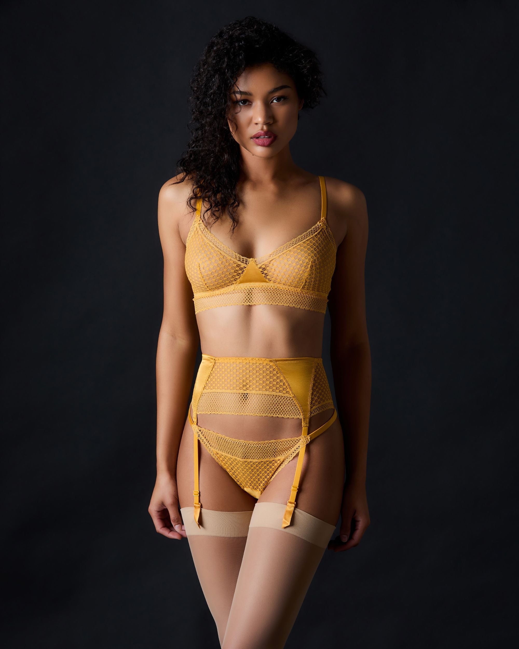 https://s7d2.scene7.com/is/image/Journelle/133051-4064-c?wid=2500&fit=constrain