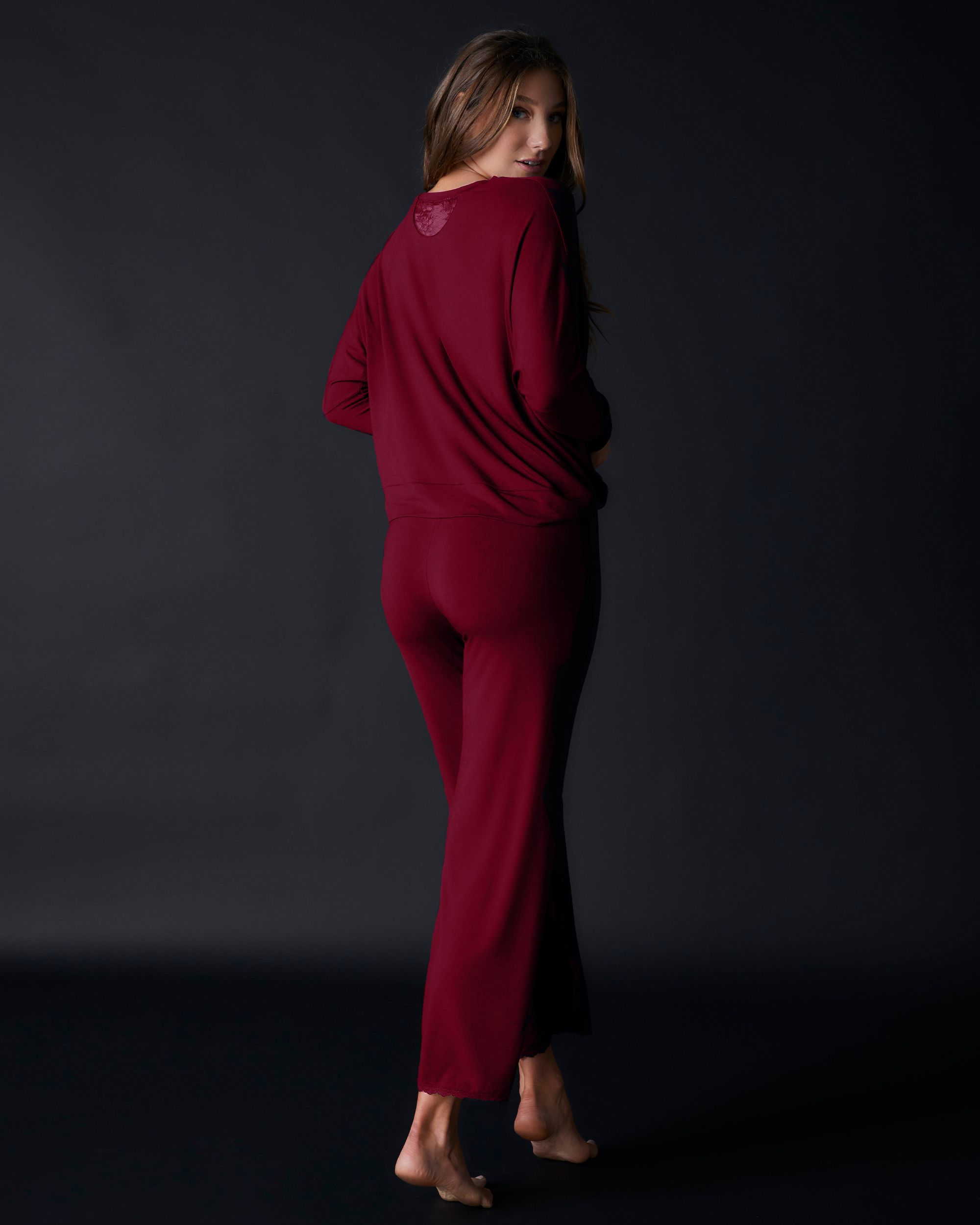 https://s7d2.scene7.com/is/image/Journelle/141091-341-c?wid=2500&fit=constrain