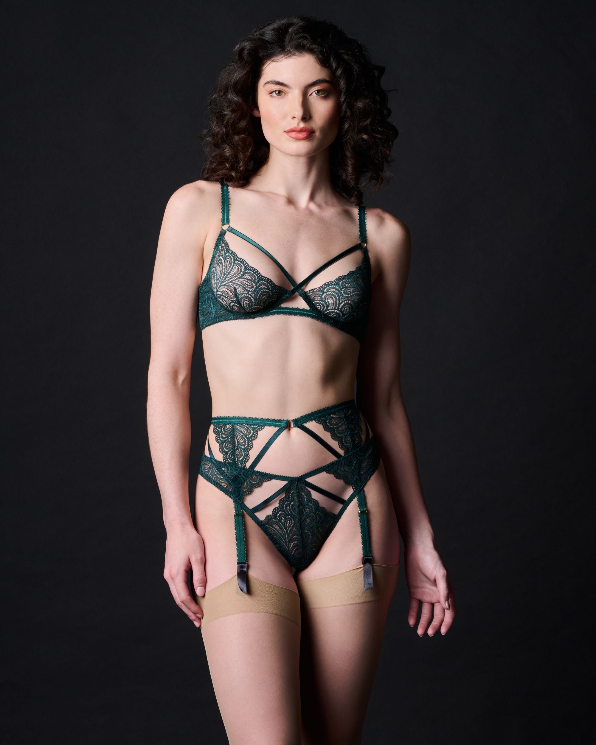 https://s7d2.scene7.com/is/image/Journelle/144567-1217-a?wid=2500&fit=constrain