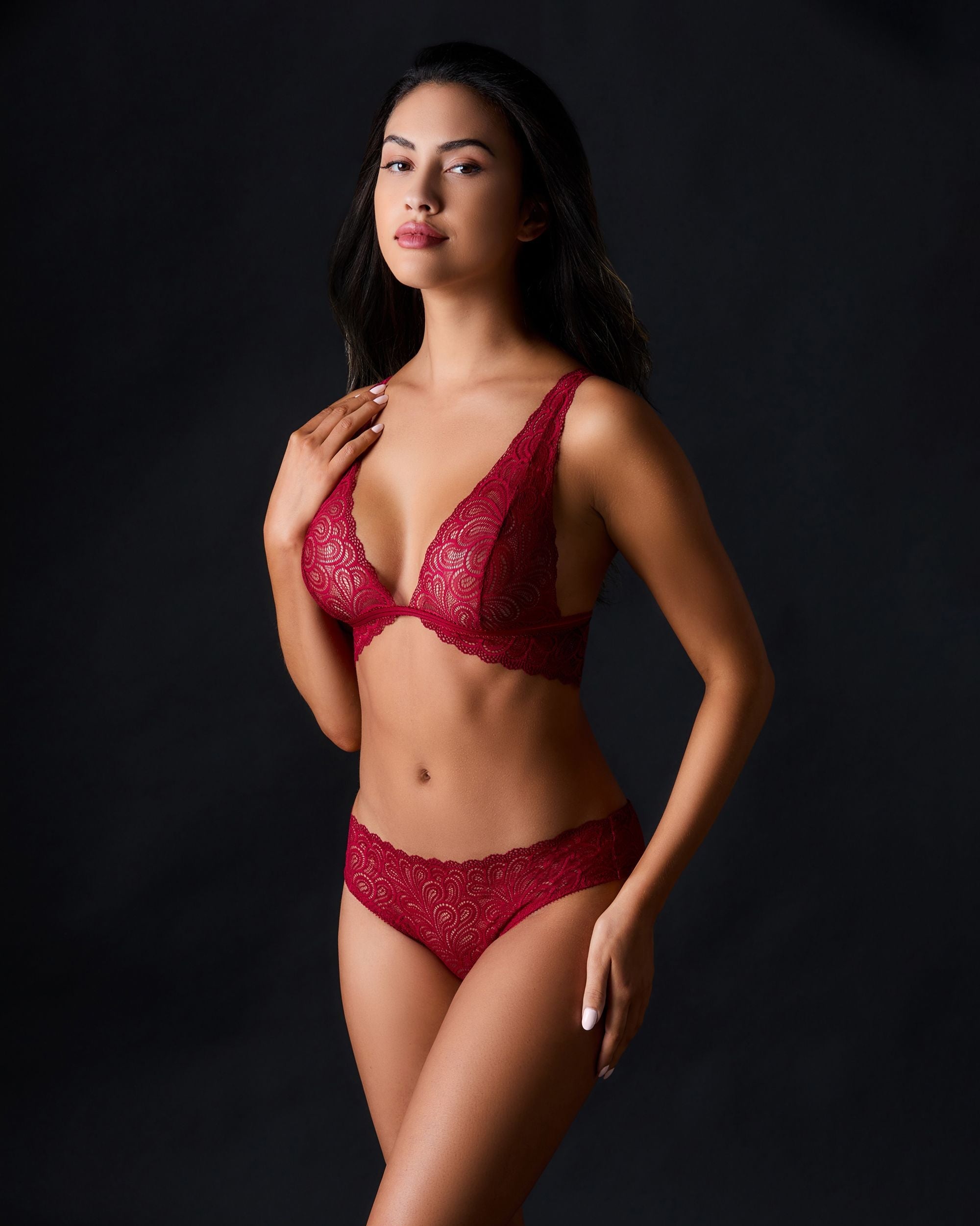 https://s7d2.scene7.com/is/image/Journelle/144572-1051-a?wid=2500&fit=constrain