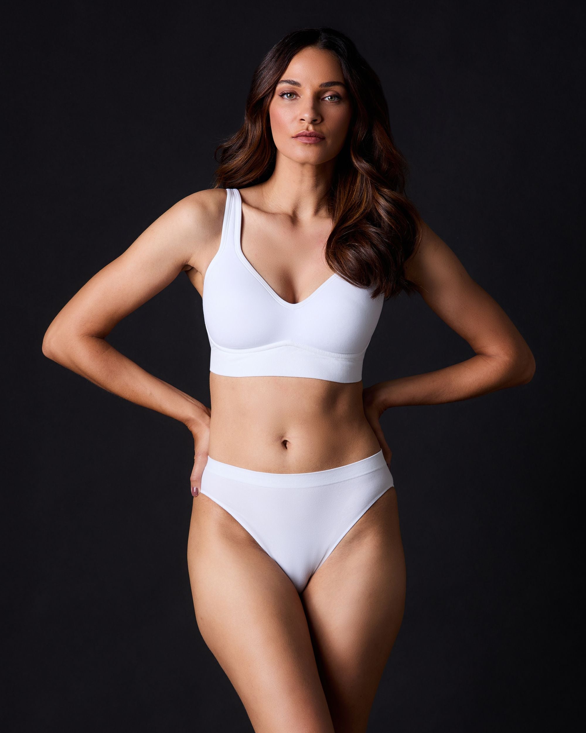 https://s7d2.scene7.com/is/image/Journelle/175107-12-a?wid=2500&fit=constrain