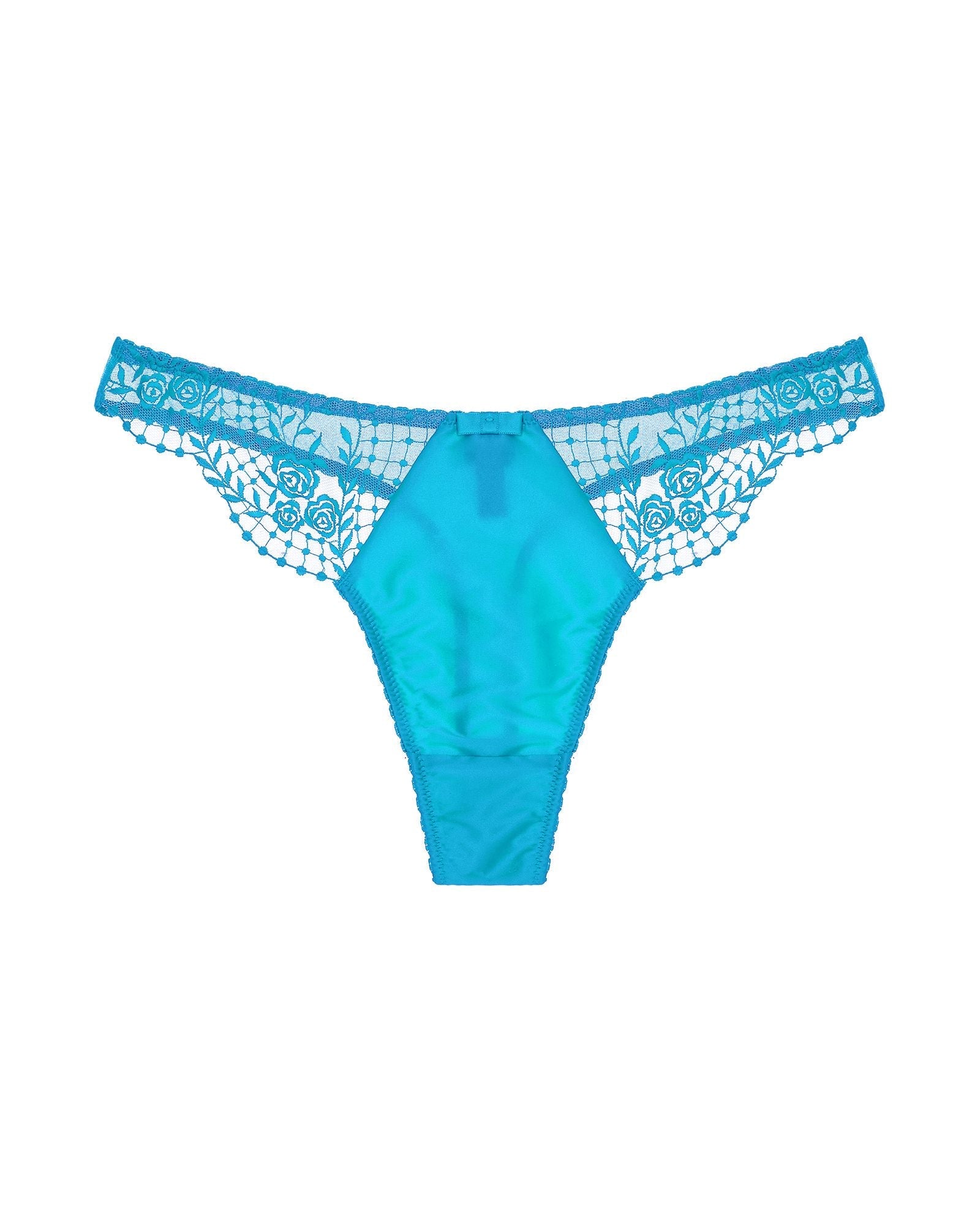 https://s7d2.scene7.com/is/image/Journelle/190224-4283-z?wid=2500&fit=constrain