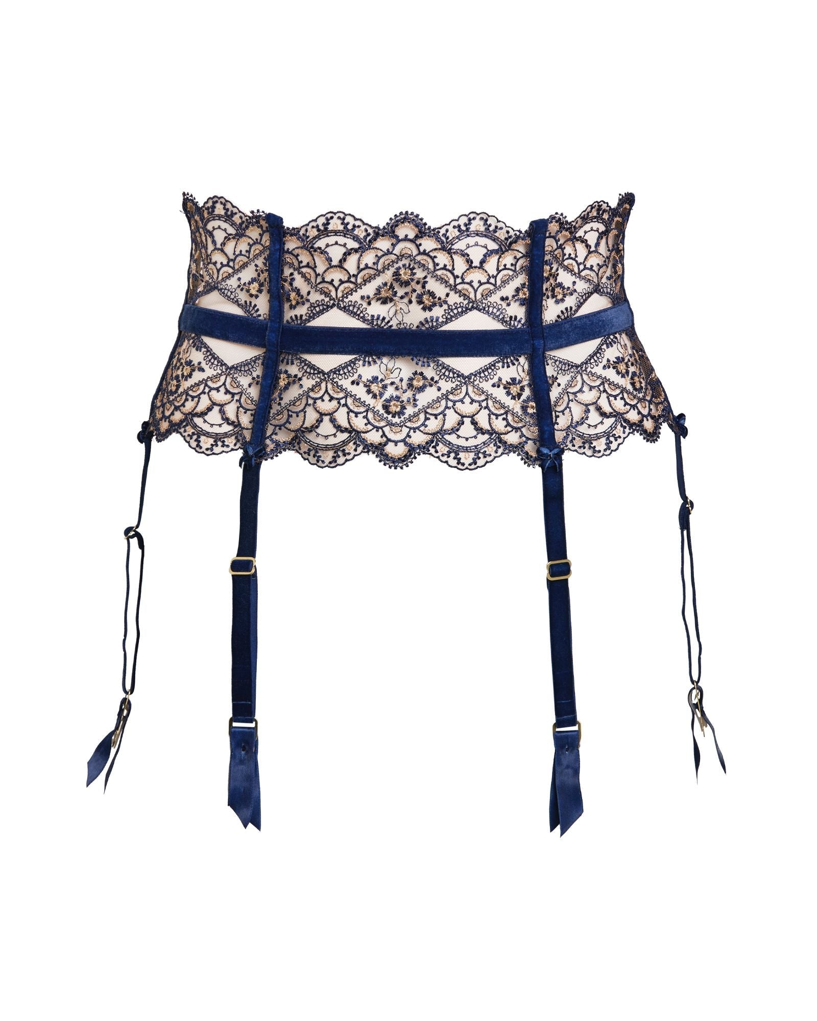 https://s7d2.scene7.com/is/image/Journelle/196175-1529-z?wid=2500&fit=constrain