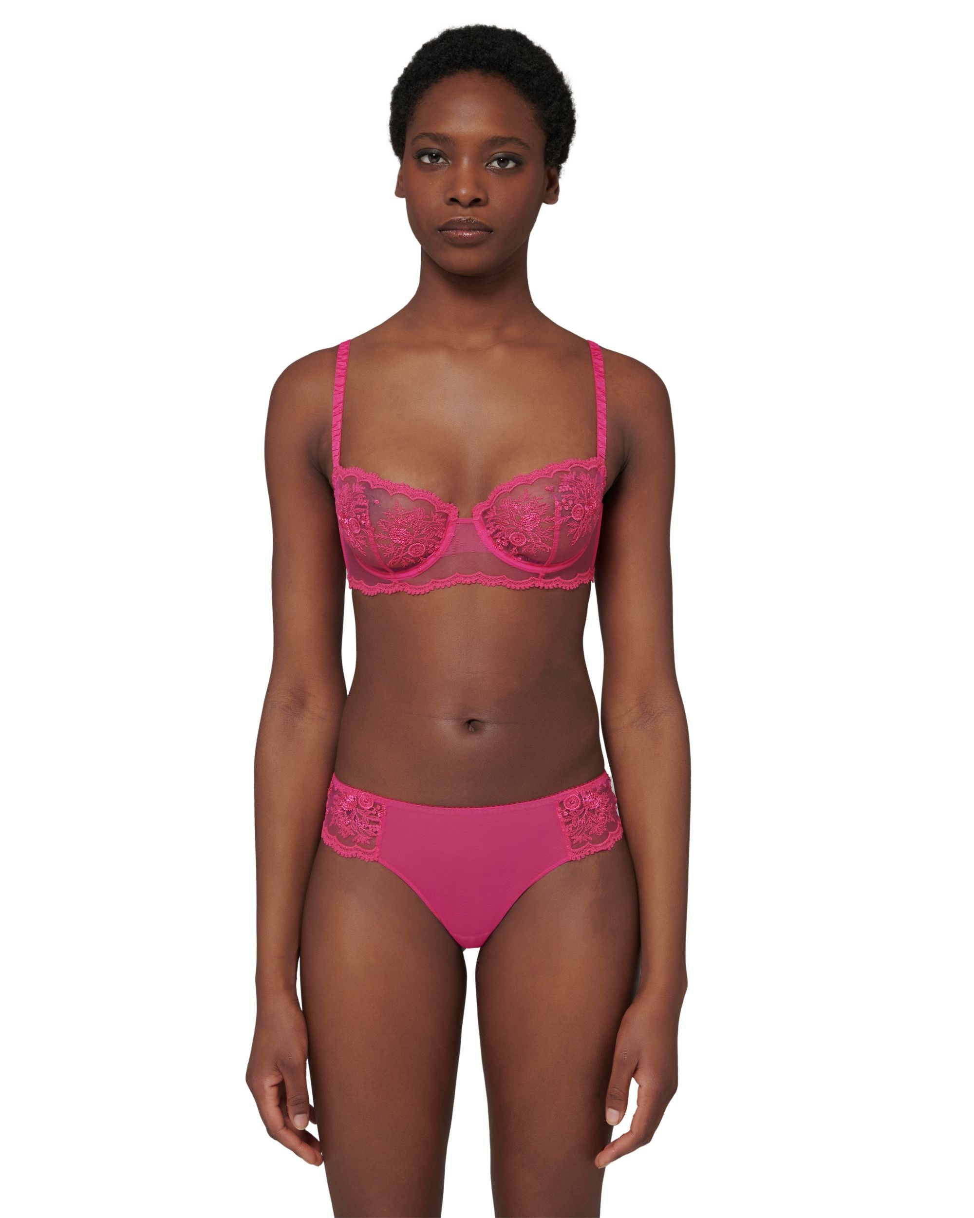 https://s7d2.scene7.com/is/image/Journelle/199831-4456-b?wid=2500&fit=constrain